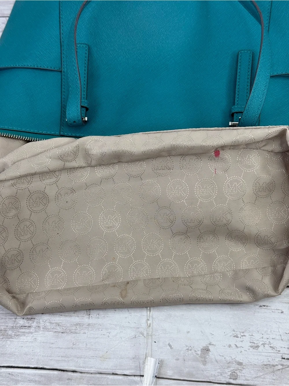 Michael Kors leather tote bag and matching zip wallet set